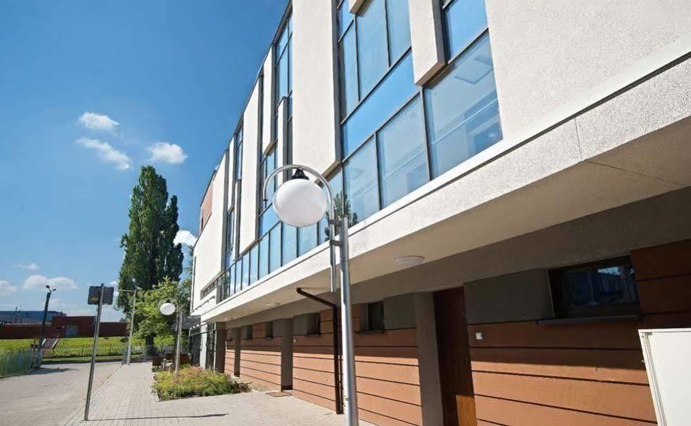 Na Grobli 16A Apartment Wroclaw Ngoại thất bức ảnh